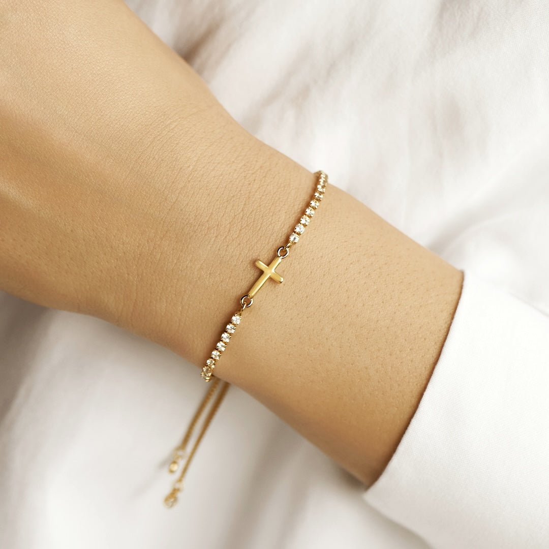 My Small Circle Of Female Friends - Cross Bracelet