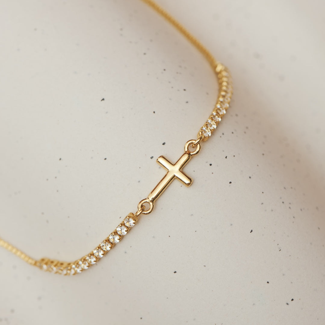 My Small Circle Of Female Friends - Cross Bracelet